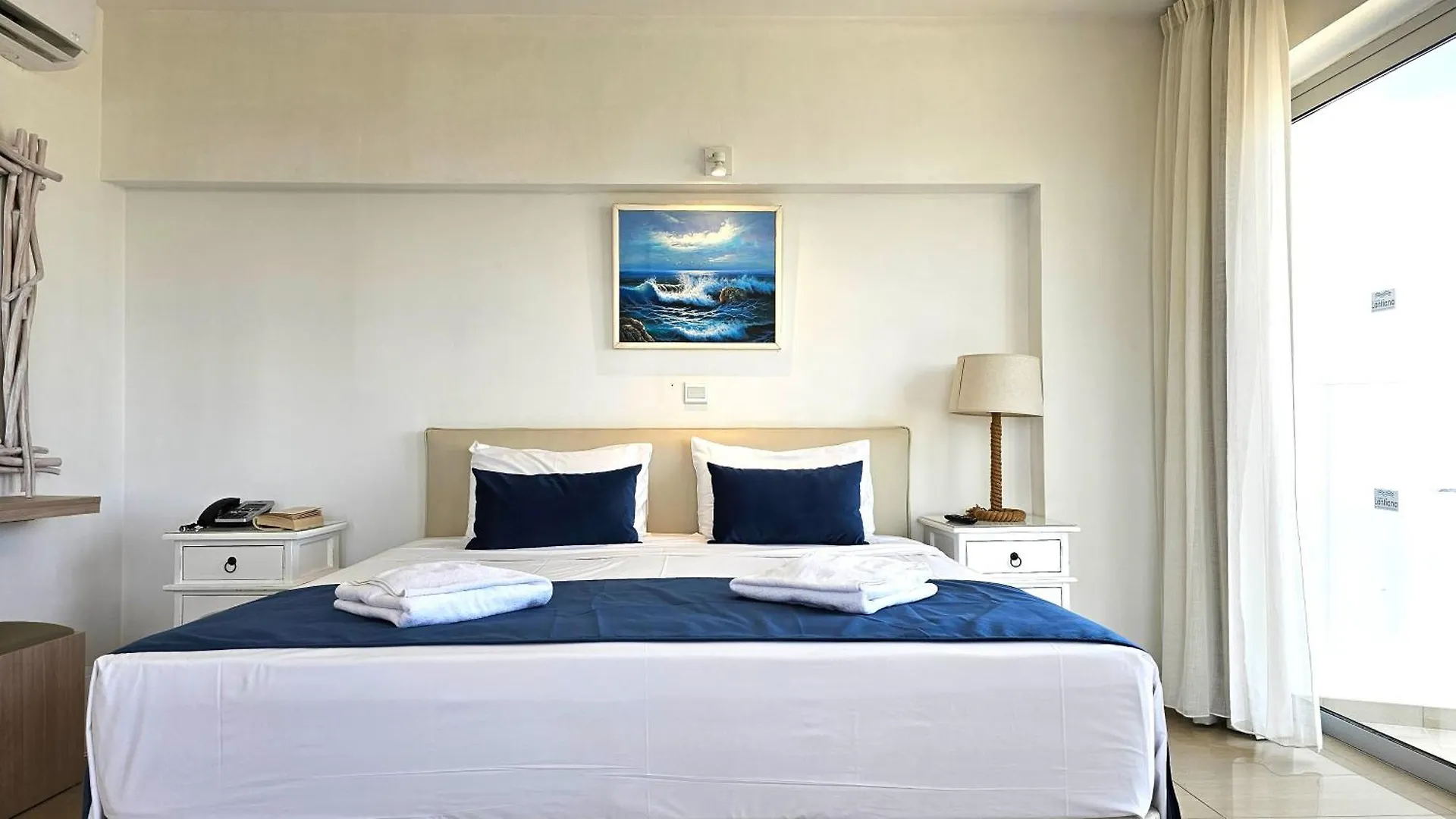 Nissilant Hotel & Suites Agia Napa 3*,