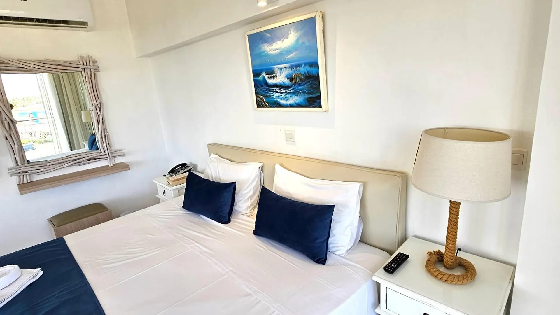 Nissilant Hotel & Suites Agia Napa