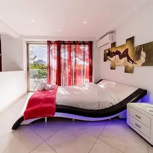  Апартаменты Mesogios House Кипр
